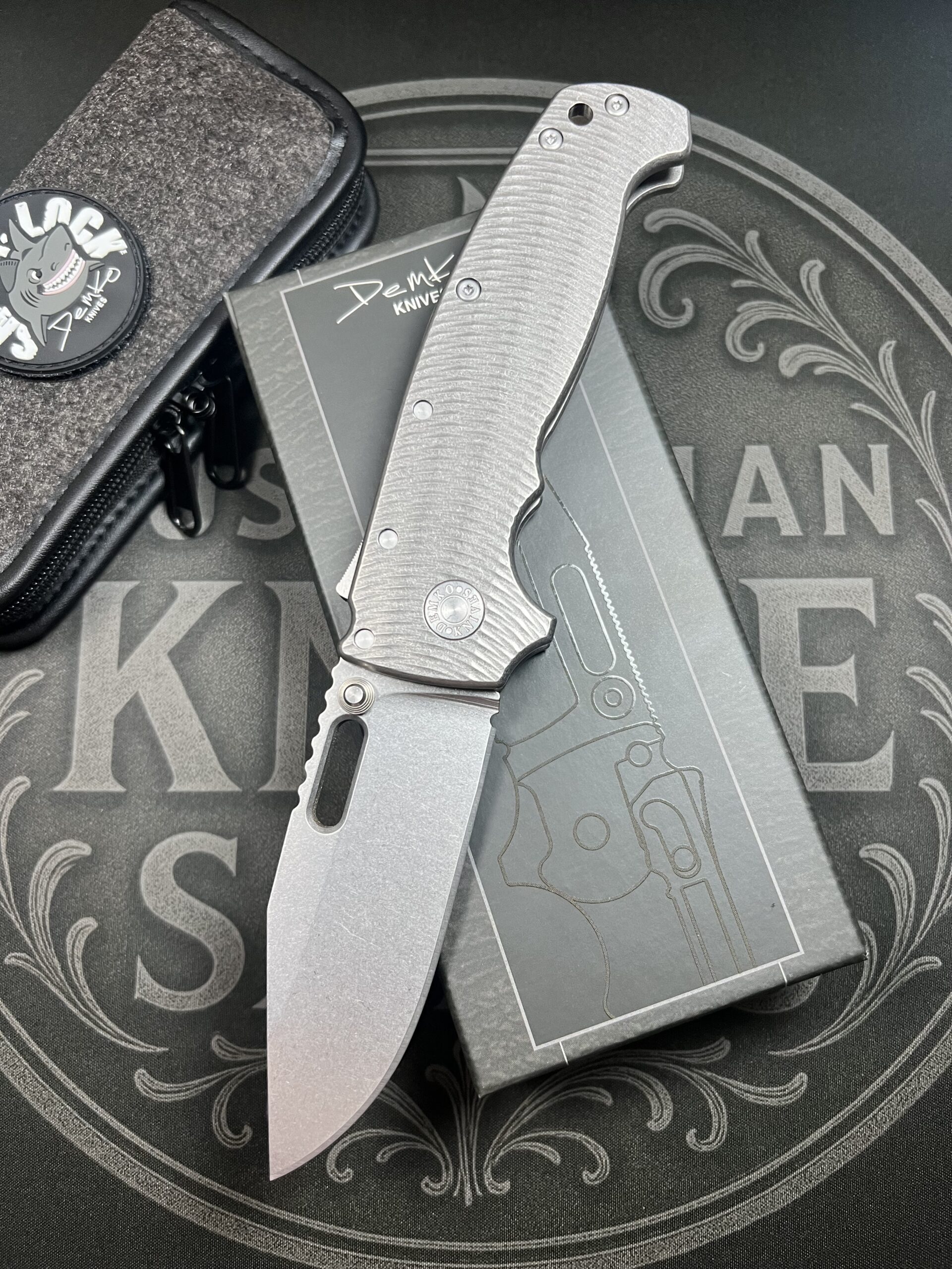 Demko AD20 XXX 3V Clip Point – Textured Titanium