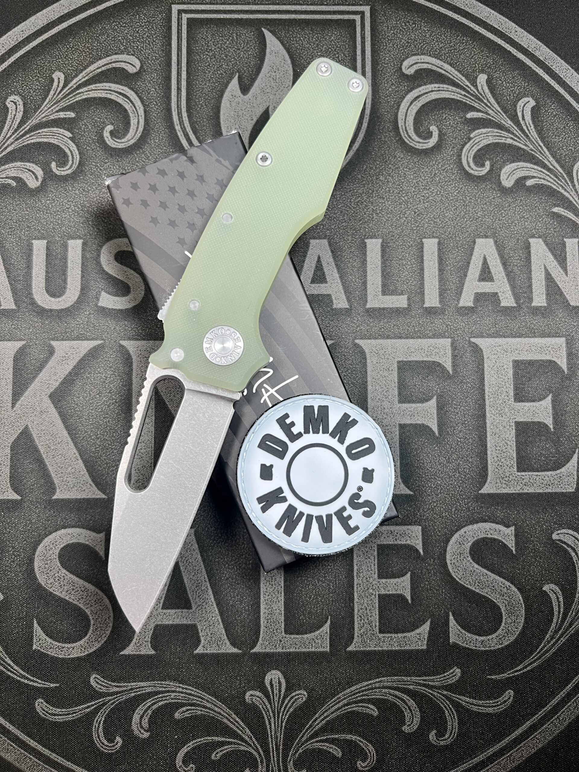 Demko AD22 MagnaCut Shark Foot – Natural G10