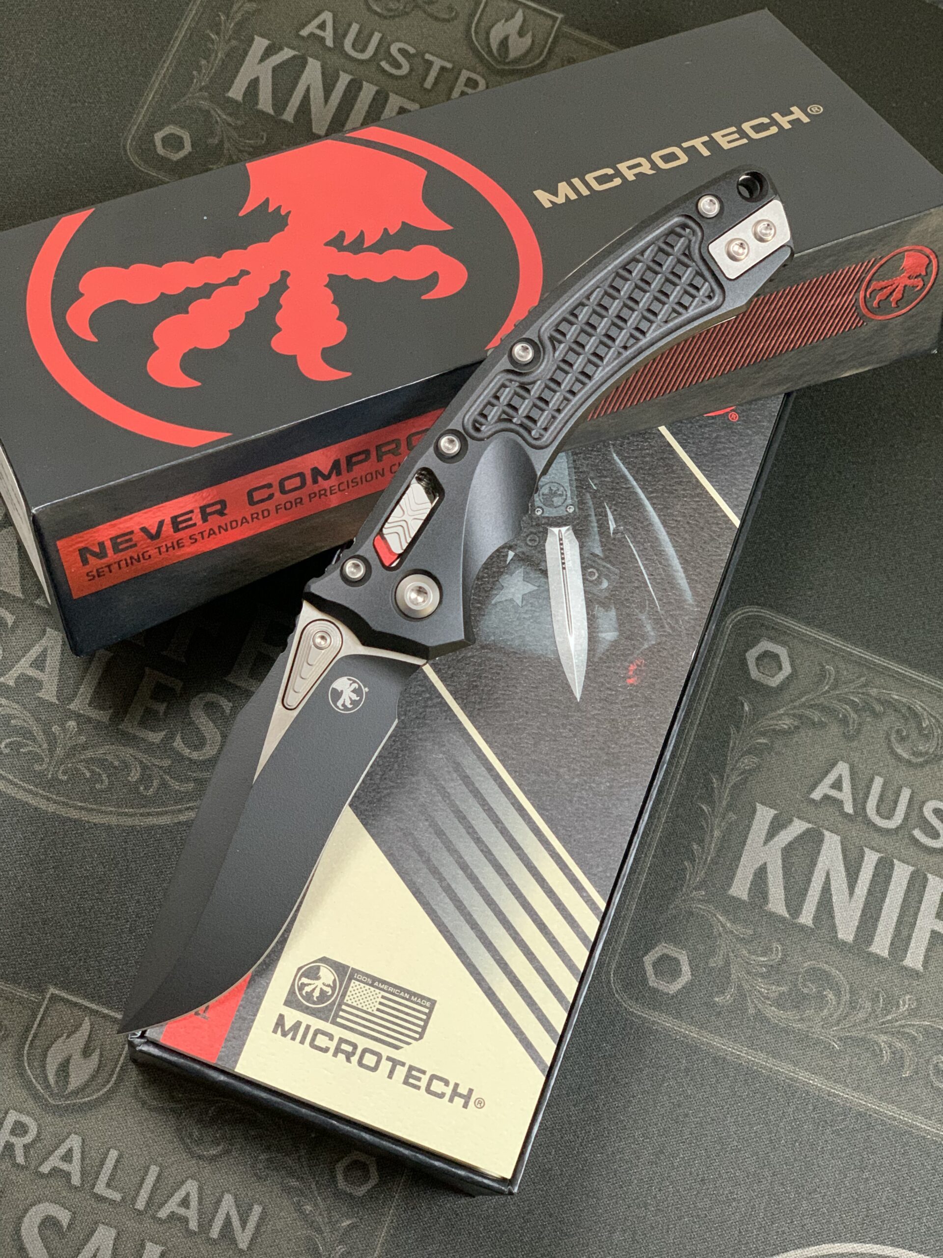 Microtech Amphibian Mini S/E Black Blade – Black Frag Aluminum Handles